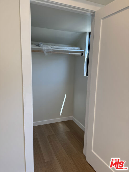 8587 1/2 Rugby Drive - Photo 9