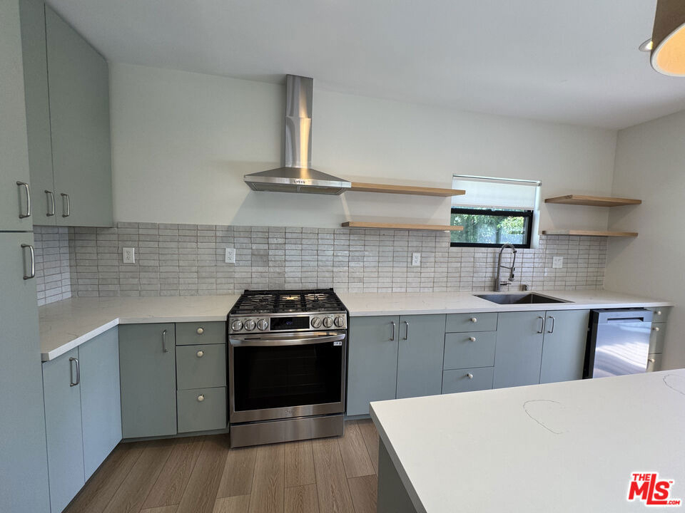 8587 1/2 Rugby Drive - Photo 2