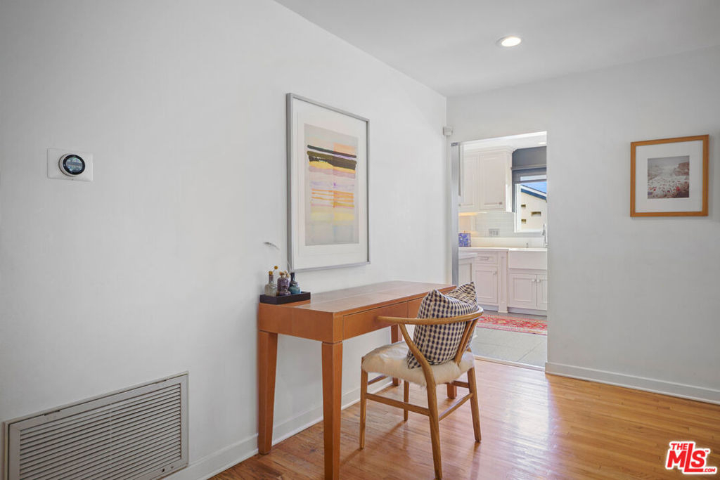 3085 Motor Avenue - Photo 18