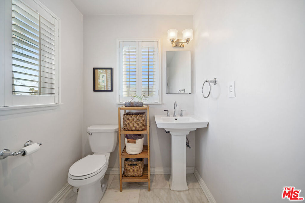 3085 Motor Avenue - Photo 28