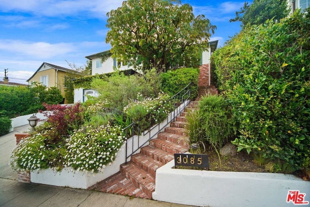 3085 Motor Avenue - Photo 0