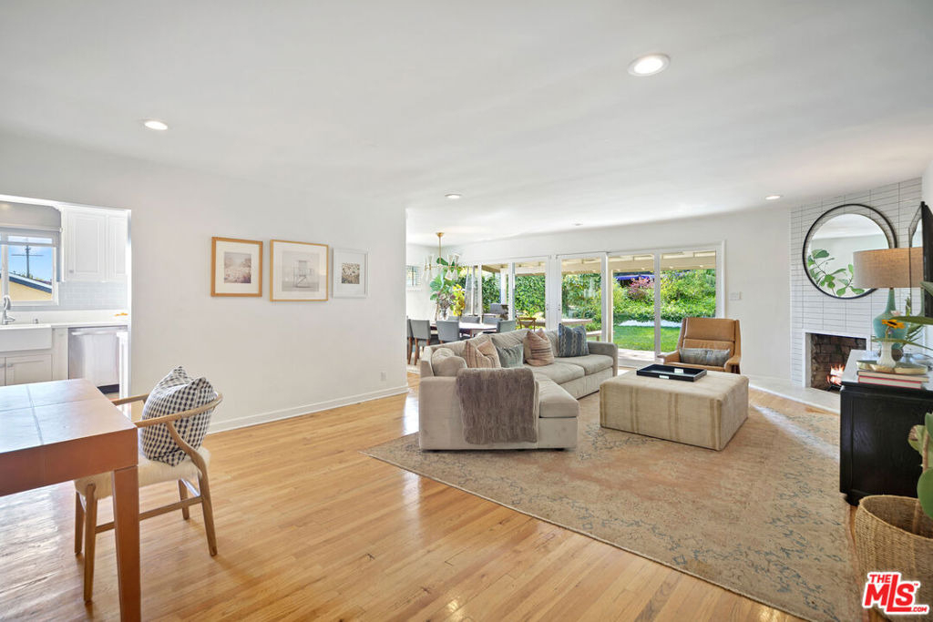 3085 Motor Avenue - Photo 2