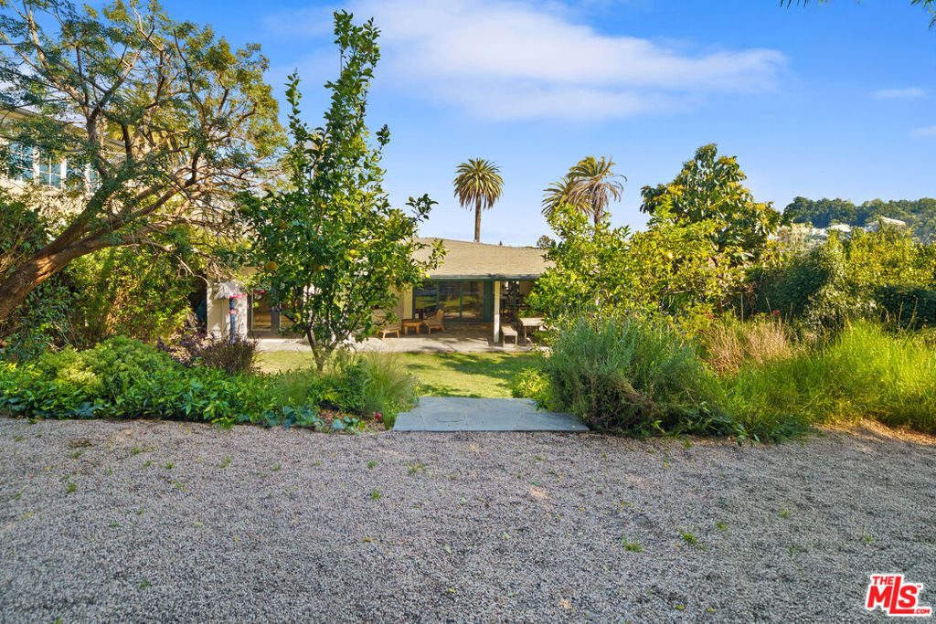 3085 Motor Avenue - Photo 39