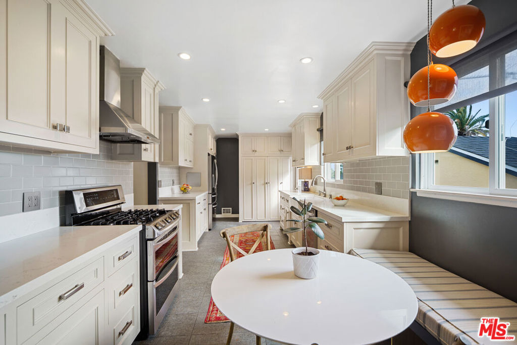3085 Motor Avenue - Photo 12