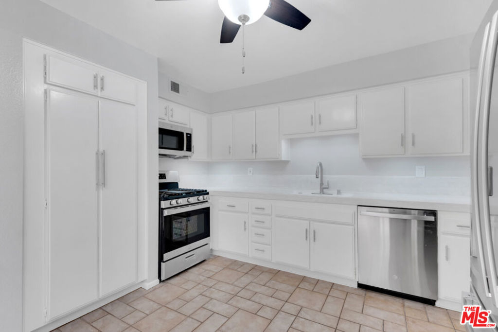 603 Racquet Club Lane - Photo 12