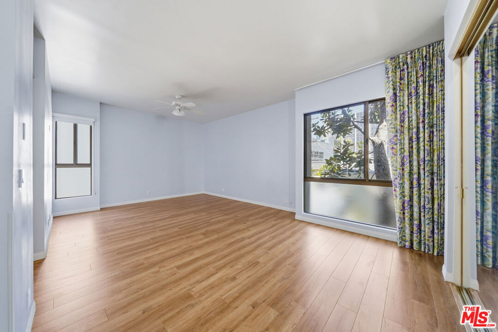 141 S Linden Drive - Photo 21