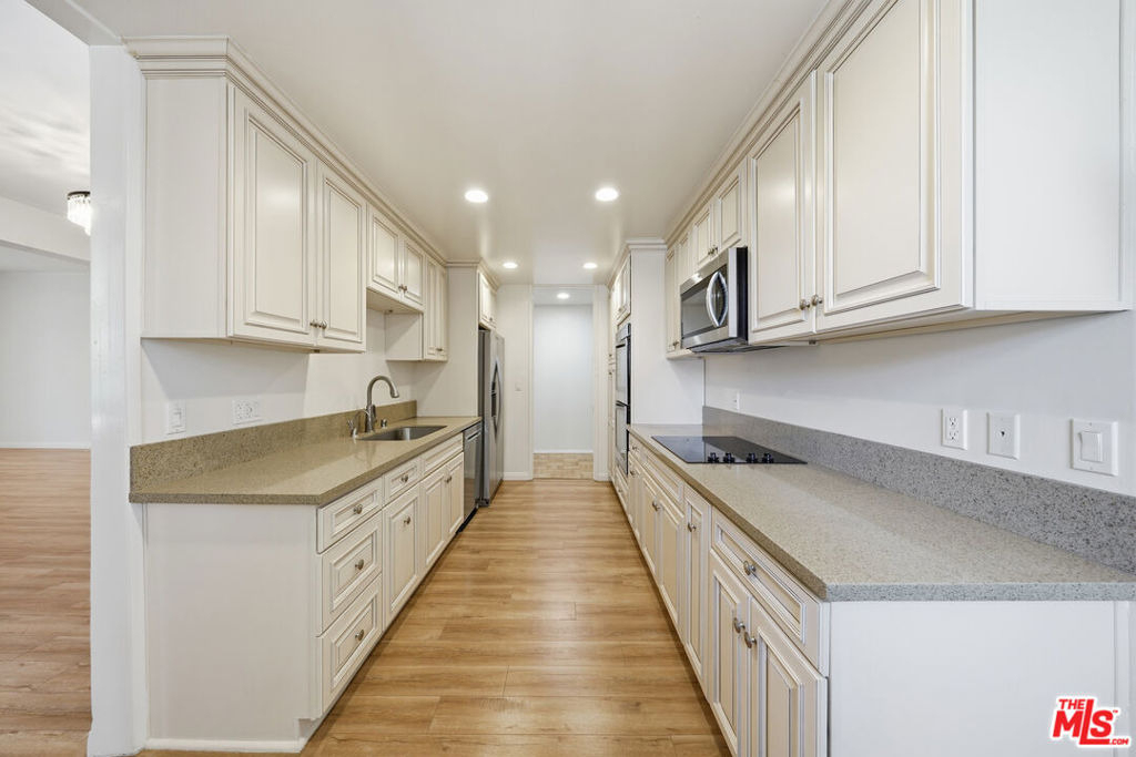 141 S Linden Drive - Photo 41