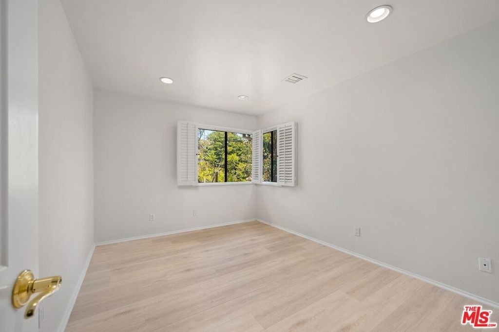 1844 Michael Lane - Photo 22