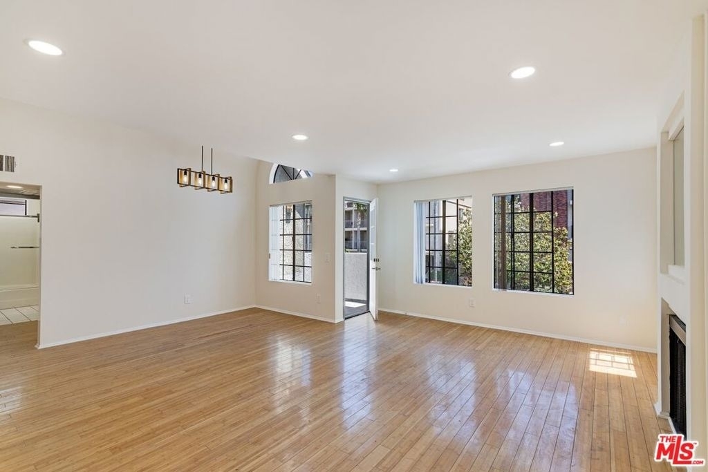 1931 Malcolm Avenue - Photo 4