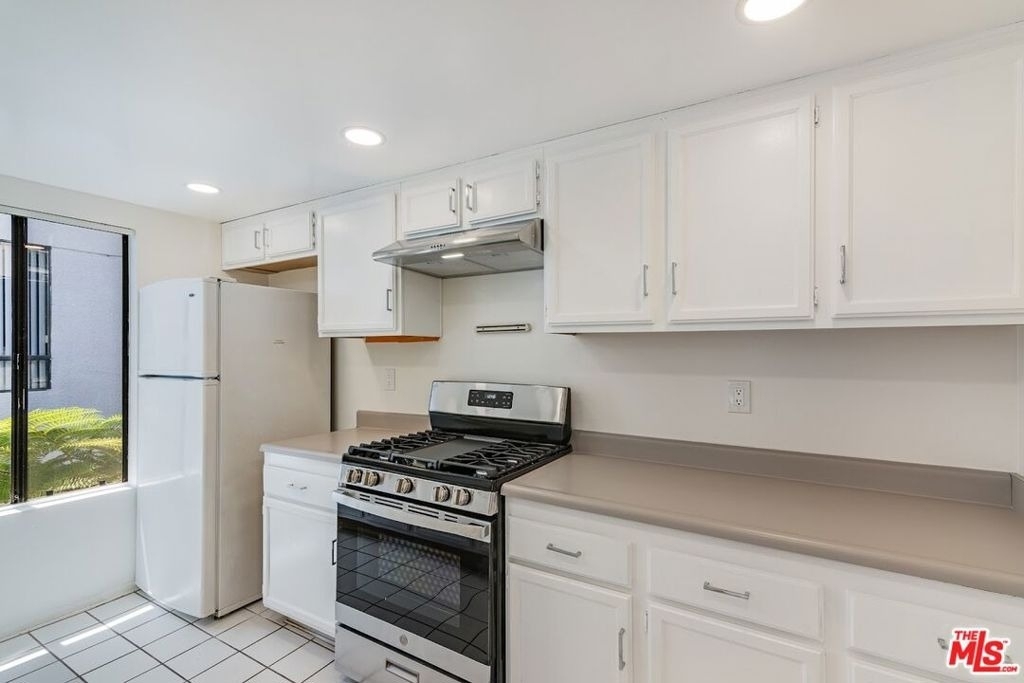 1931 Malcolm Avenue - Photo 7