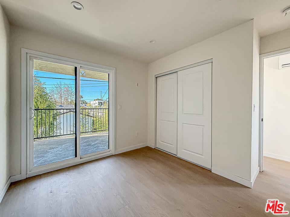 2617 Veteran Ave. - Photo 8
