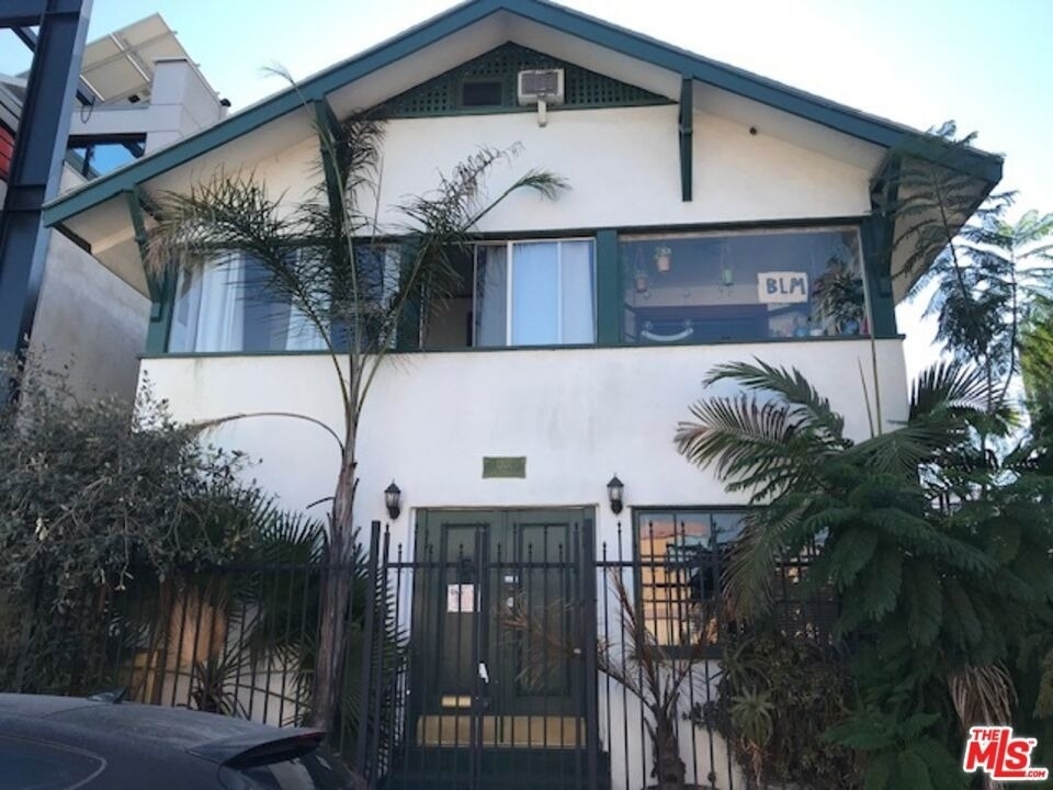 1307 Innes Place - Photo 0