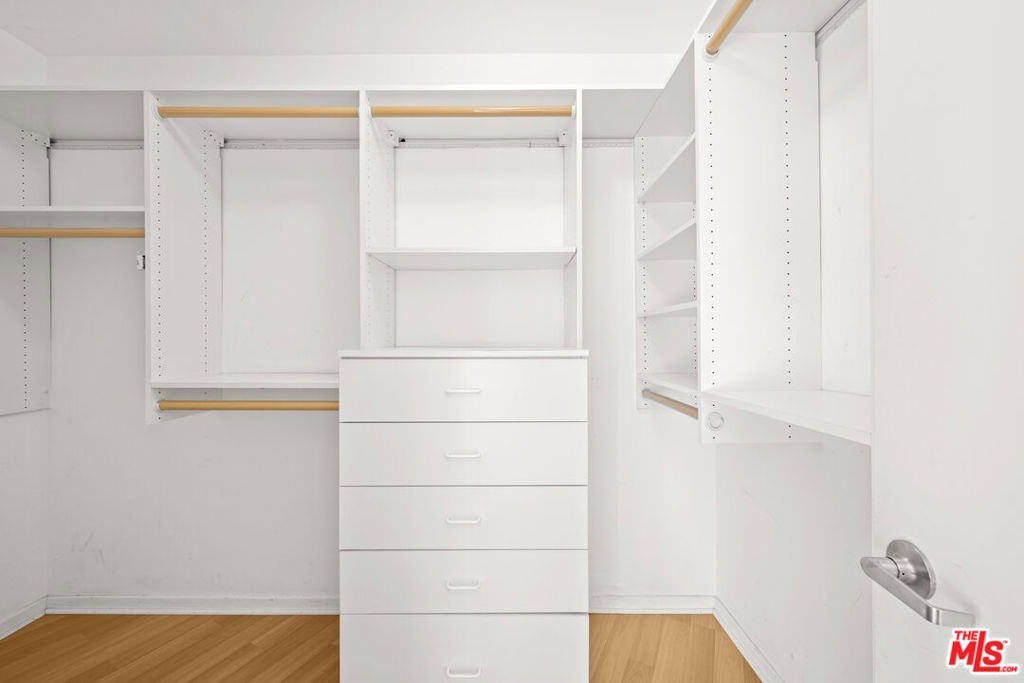 1121 Roberto Lane - Photo 18
