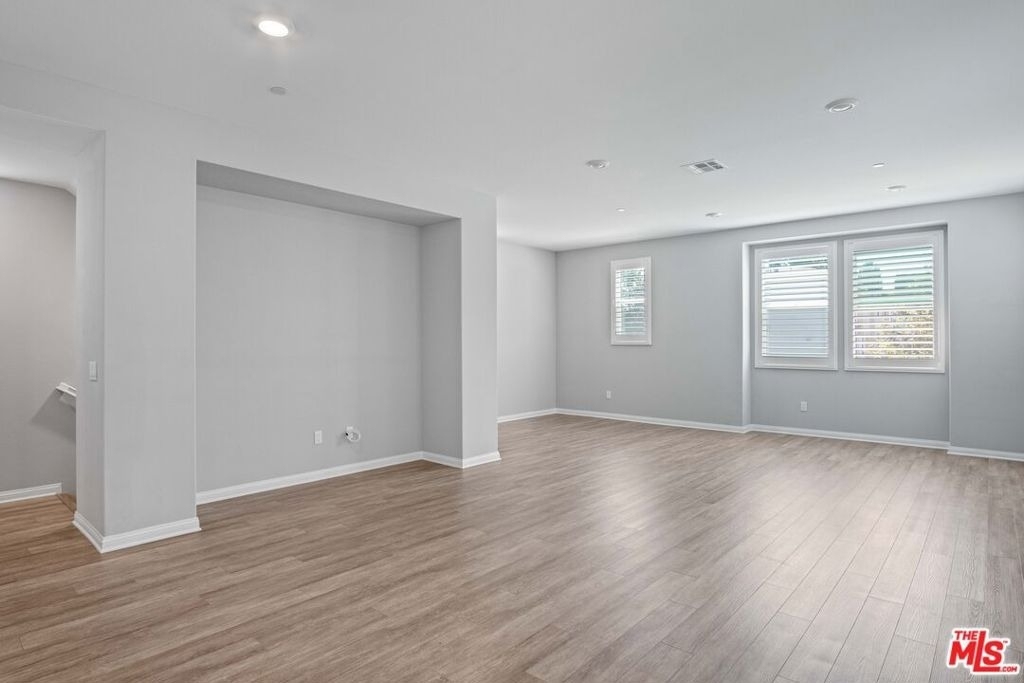 763 Sienna Way - Photo 11
