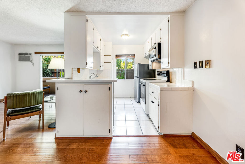 5919 Chula Vista Way - Photo 9