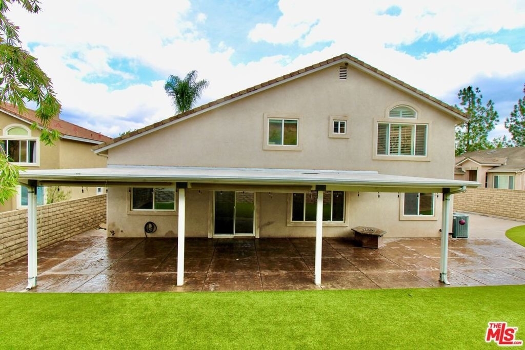 1124 Acapulco Avenue - Photo 39