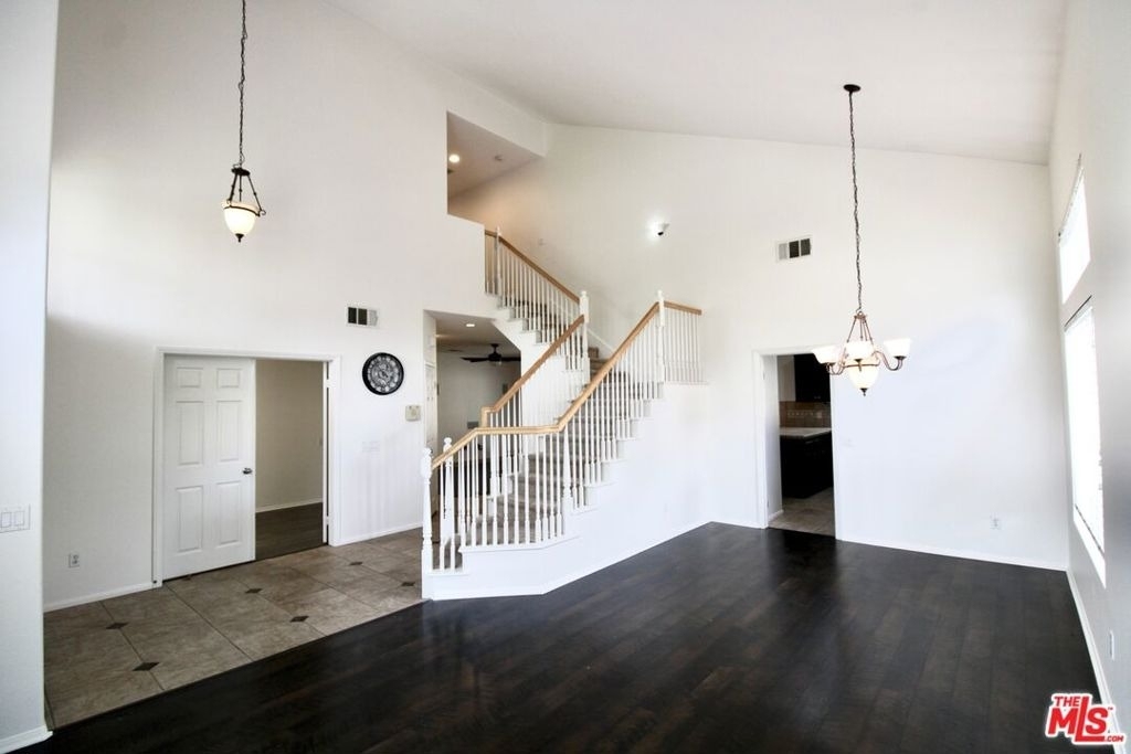 1124 Acapulco Avenue - Photo 17