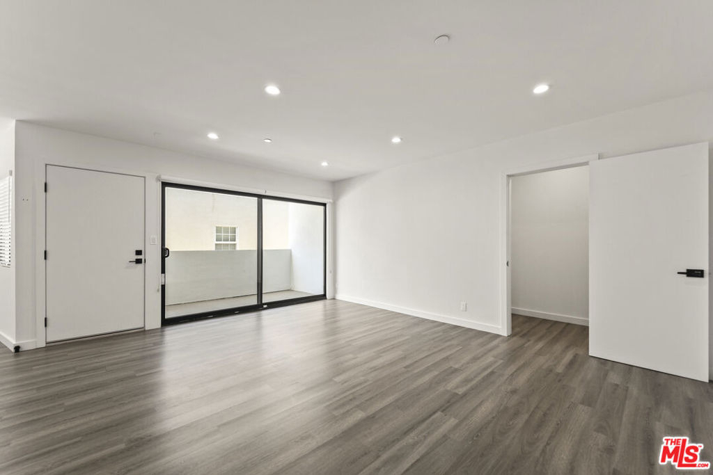 1264 9th Street - Photo 5