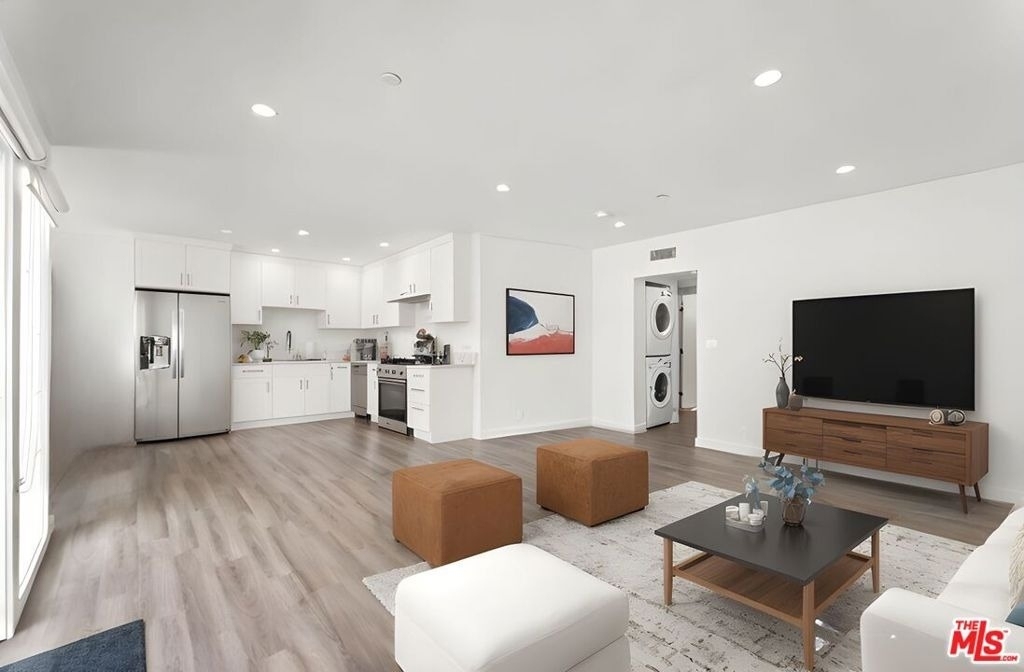 1264 9th Street - Photo 0