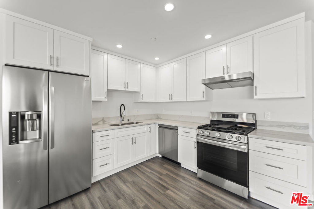 1264 9th Street - Photo 8