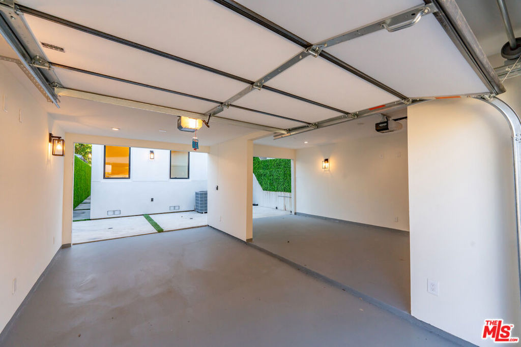 9511 National Boulevard - Photo 29