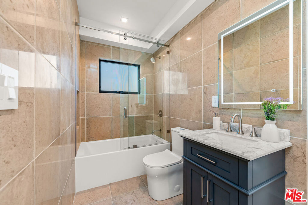 9511 National Boulevard - Photo 17