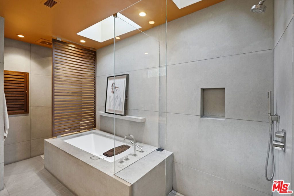 7700 Willow Glen Road - Photo 19