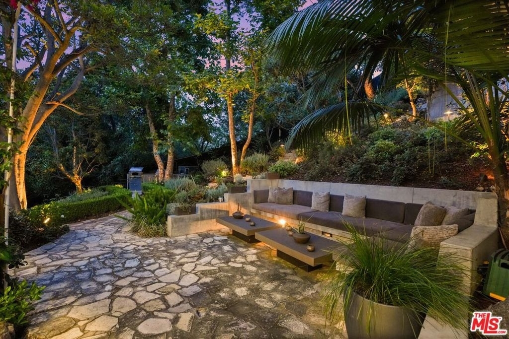 7700 Willow Glen Road - Photo 36