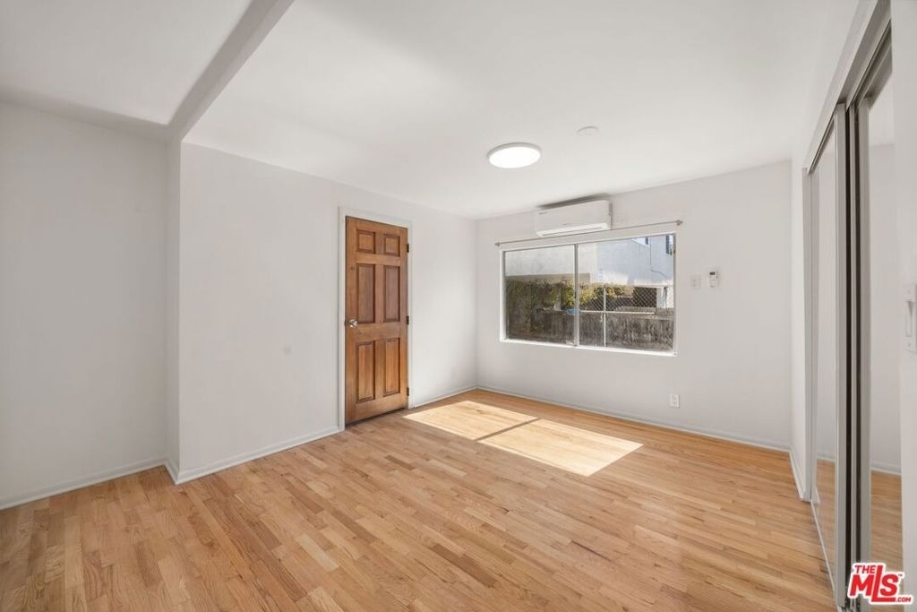 1538 N Mariposa Avenue - Photo 9