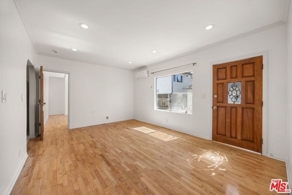 1538 N Mariposa Avenue - Photo 5