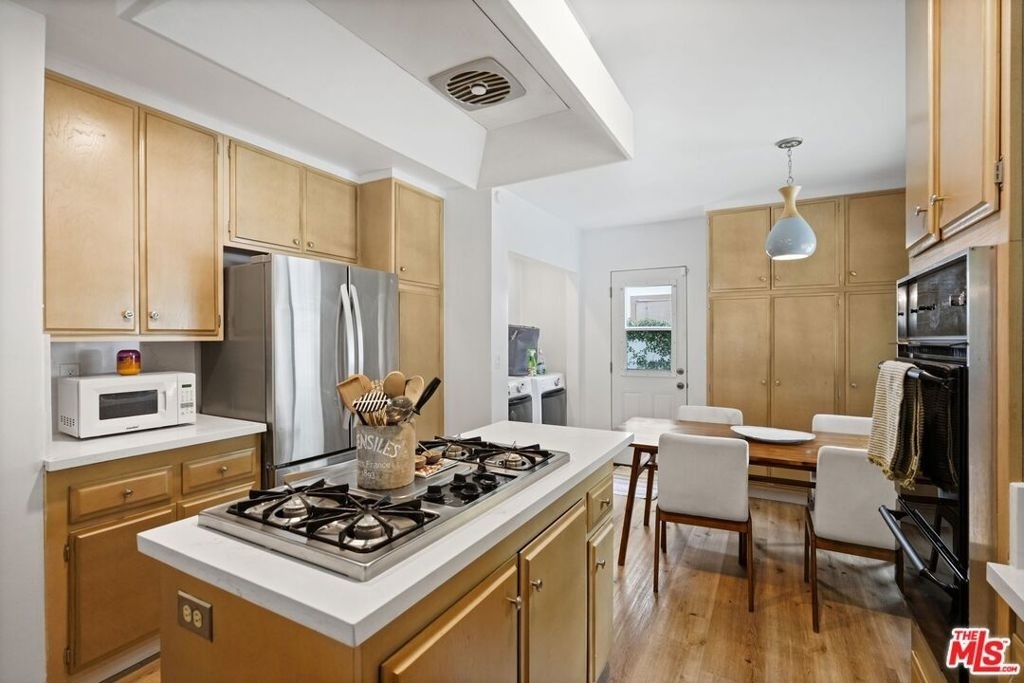 6558 Lasaine Avenue - Photo 19