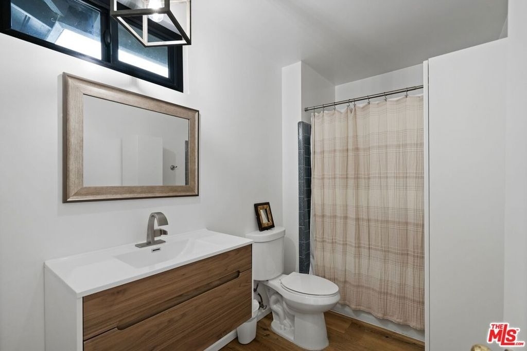6558 Lasaine Avenue - Photo 34