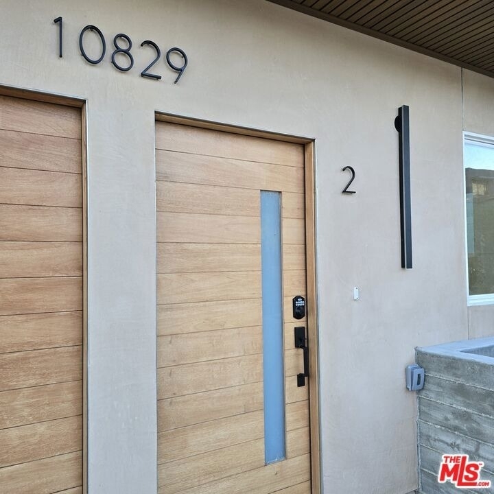 10829 Peach Grove Street - Photo 4