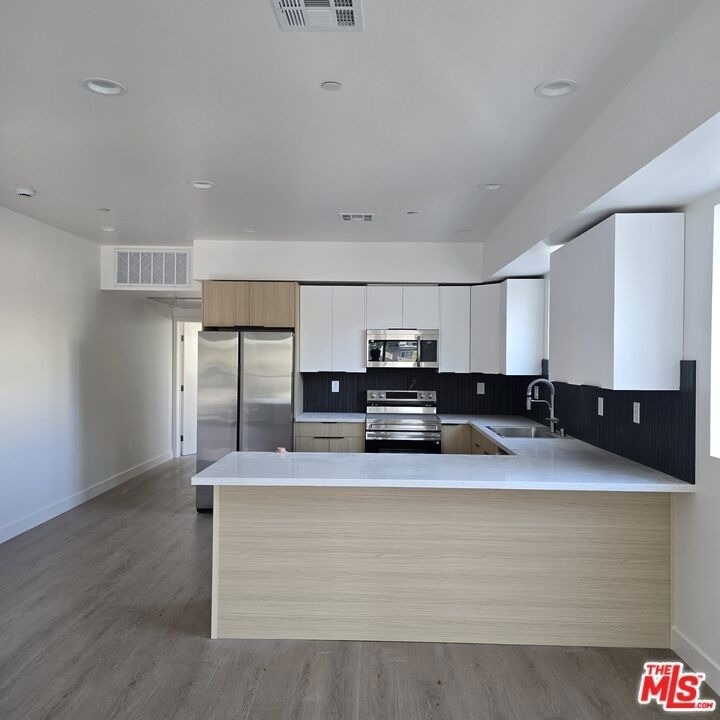 10829 Peach Grove Street - Photo 5