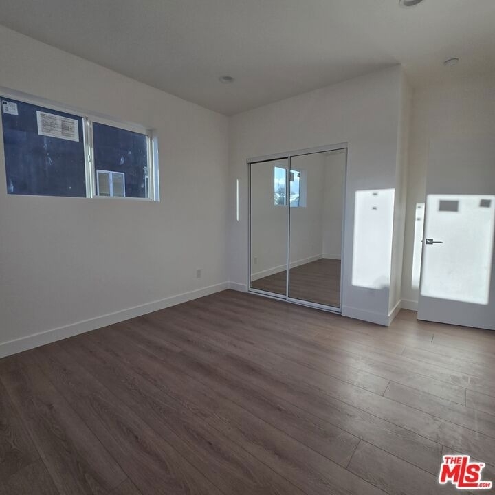 10829 Peach Grove Street - Photo 11