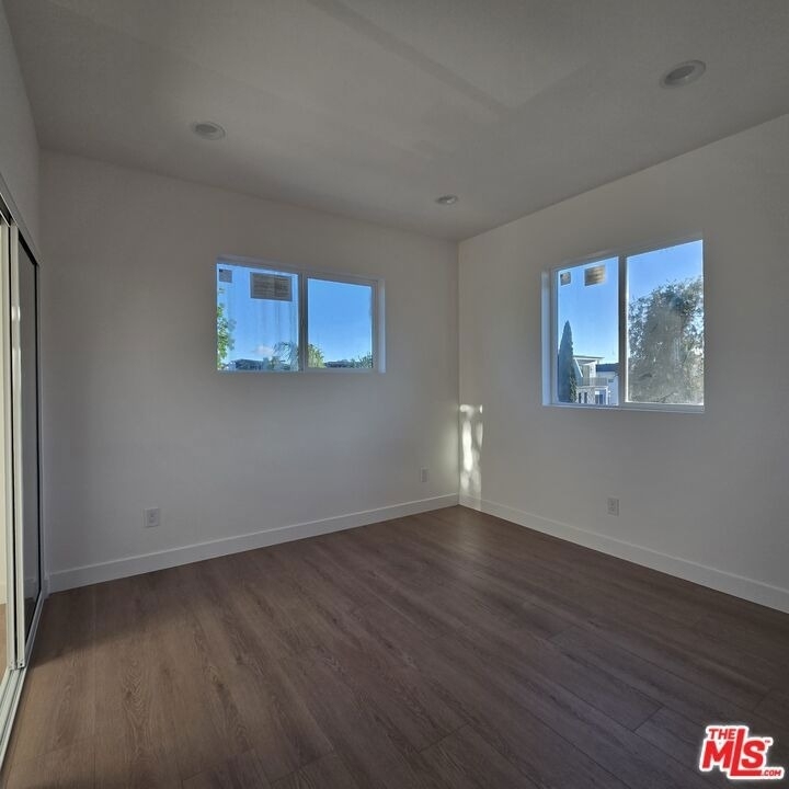 10829 Peach Grove Street - Photo 14