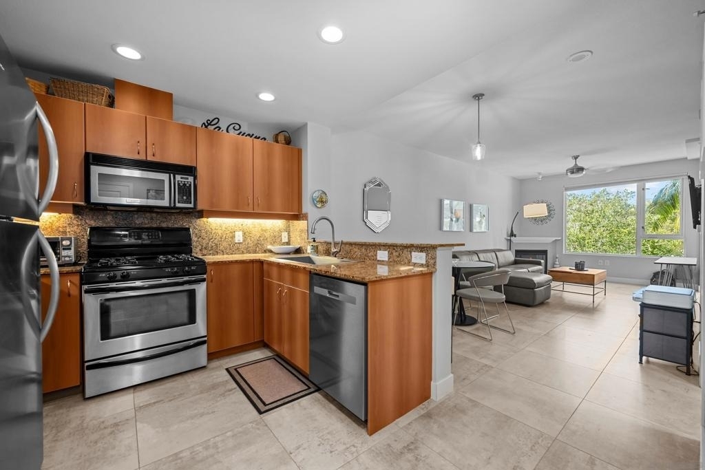 300 W Beech - Photo 14