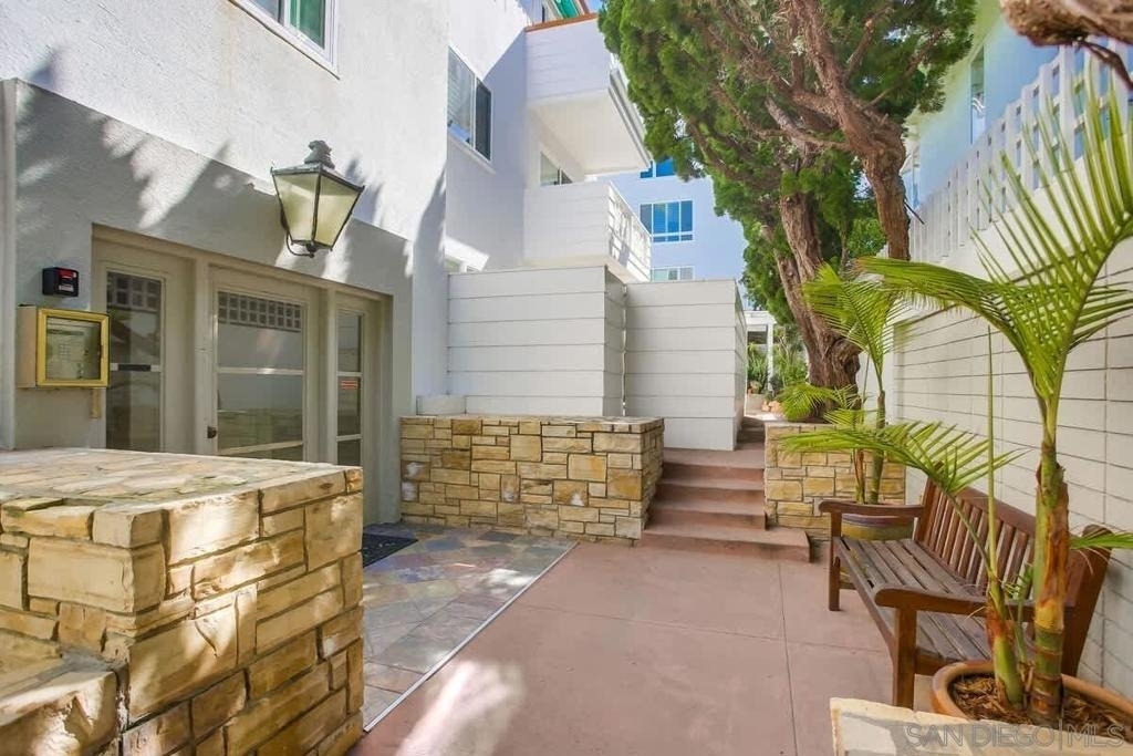 245 Coast - Photo 23