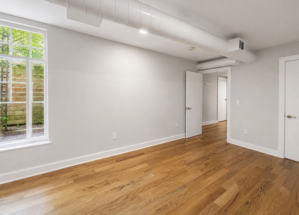 229 Washington Avenue - Photo 5
