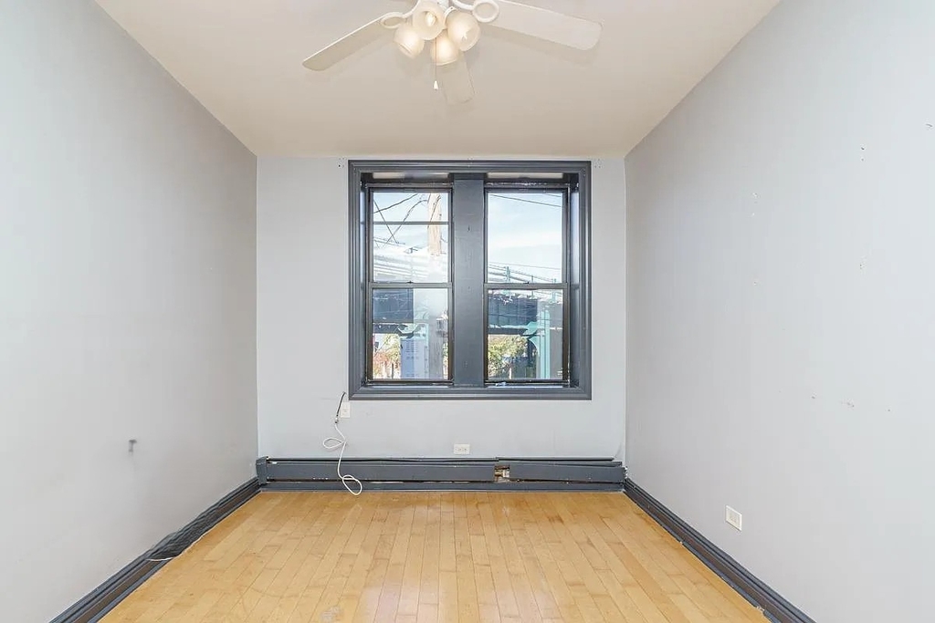 750 Onderdonk Avenue - Photo 1