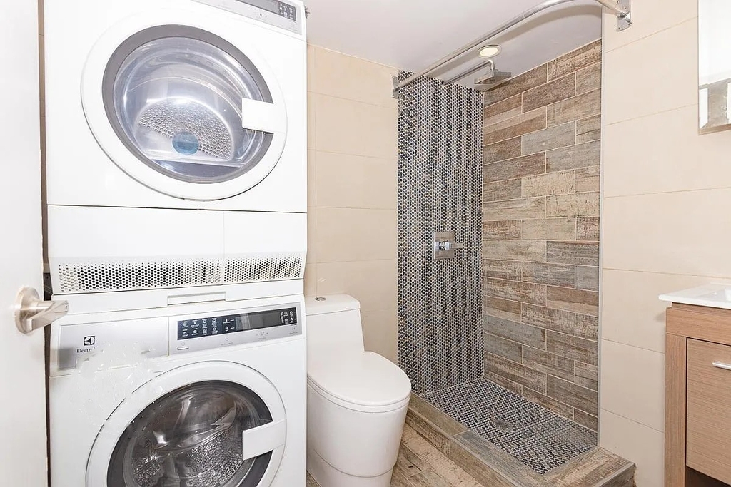 1044 Putnam Avenue - Photo 7
