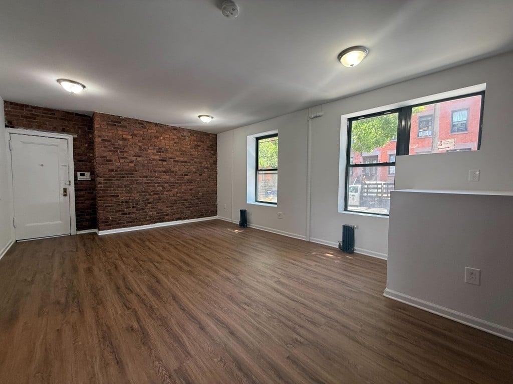 329 Union Street - Photo 2