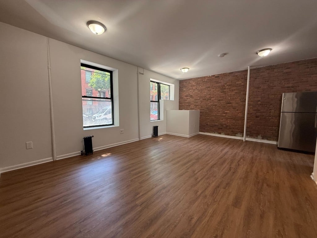 329 Union Street - Photo 0