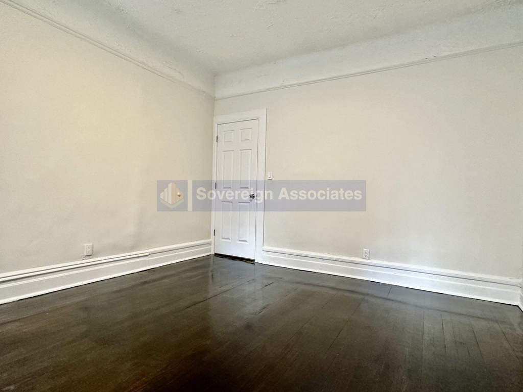 209 West 108th Street - Photo 10