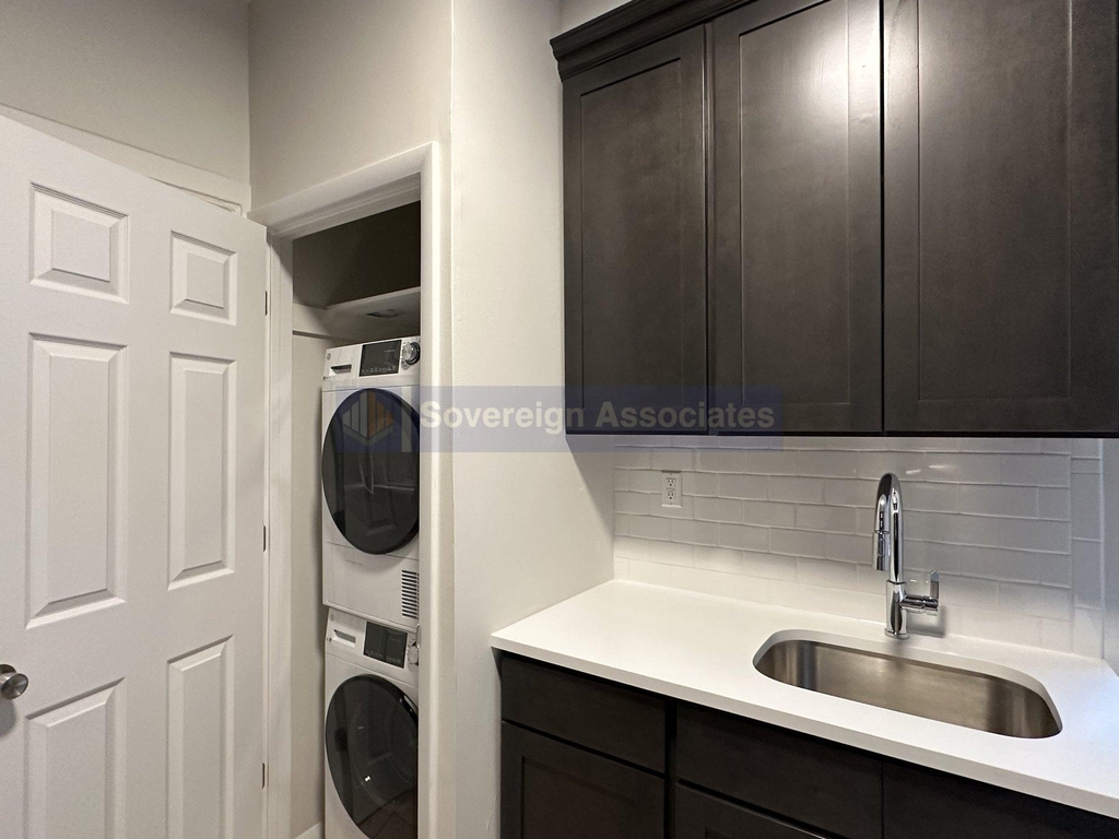 209 West 108th Street - Photo 8