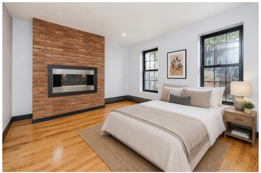 1585 Bergen St - Photo 3