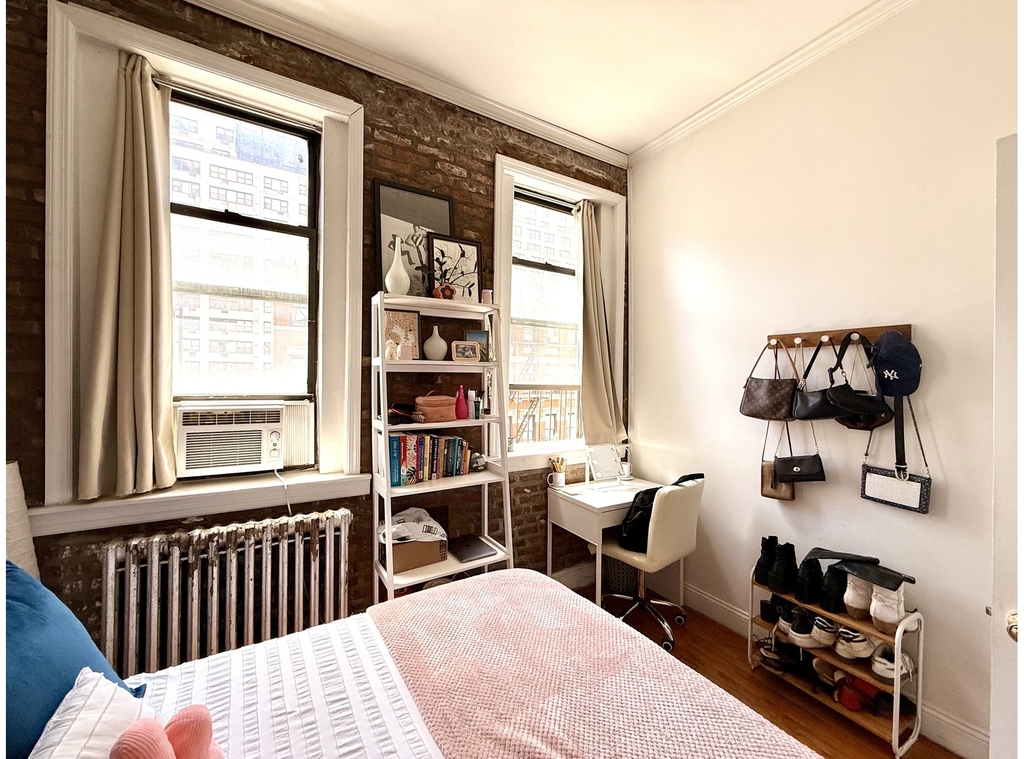 237 E 58th St - Photo 1