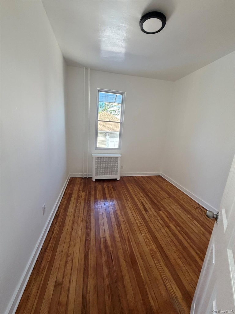 1332 130th Street - Photo 5