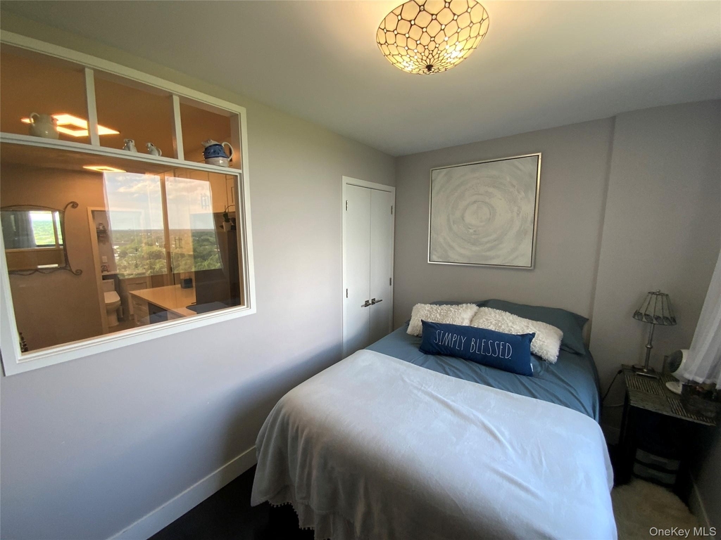 27010 Grand Central Parkway - Photo 14