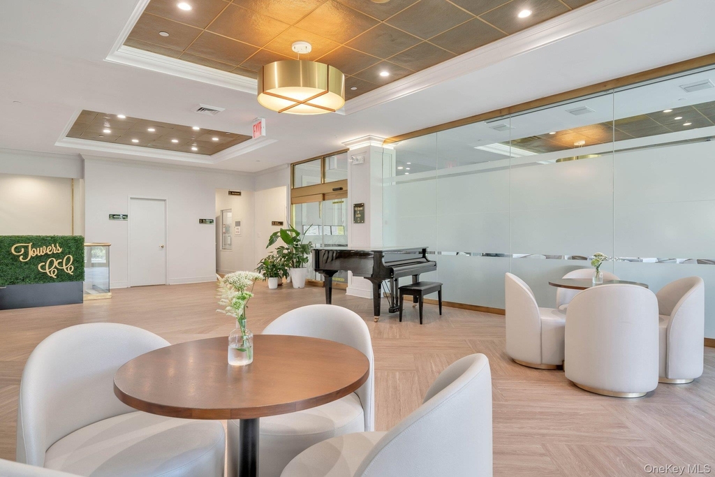 27010 Grand Central Parkway - Photo 17